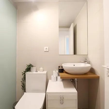 Apartment First Line Beach With Sea View