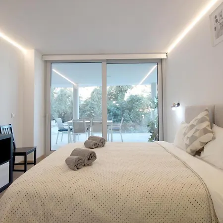First Line Beach With Sea View Apartment *
